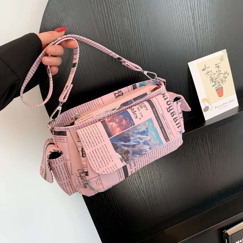 

​​2025 Summer New Fashion Newspaper Print Shoulder Bag for Women Trendy Ins Style Underarm Purse Unique Graphic Crossbody Bag