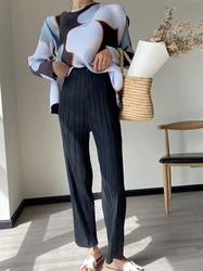 Japanese Classic Versatile Pleated High Waist Slim Straight Leg Pants Solid Color Premium Relaxed Comfort Pants Streetwear