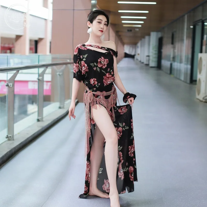 カスタマイズされた女性ベリーダンス衣装ドレス水ガーゼプリント東部ダンスパフォーマンス衣装スプリットワンピースローブ