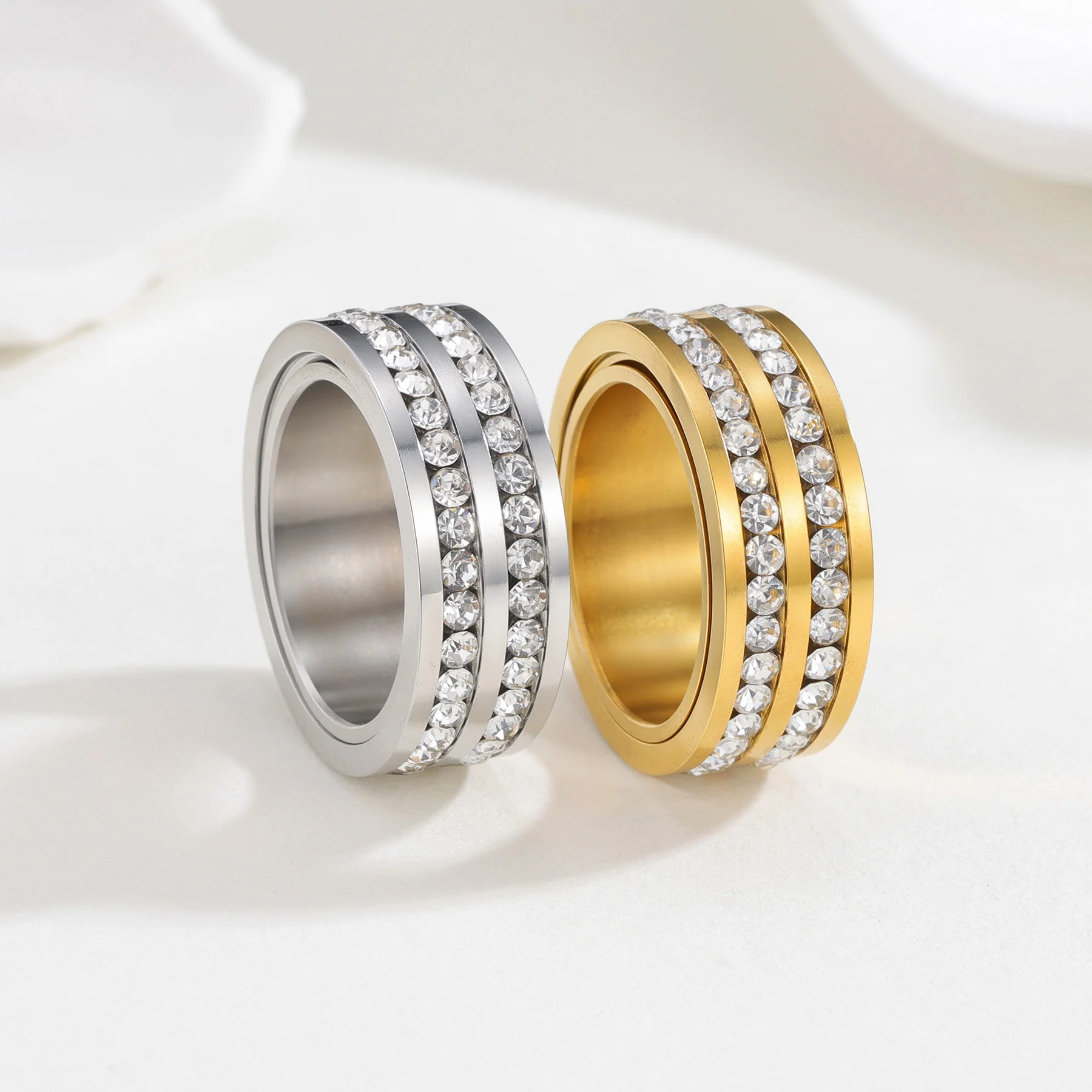 8MM Luxury Stainless Steel Spinner Finger Rings For Women Crystal Rotatable Wedding Ring Men Fashion Anniversary Party Jewelry