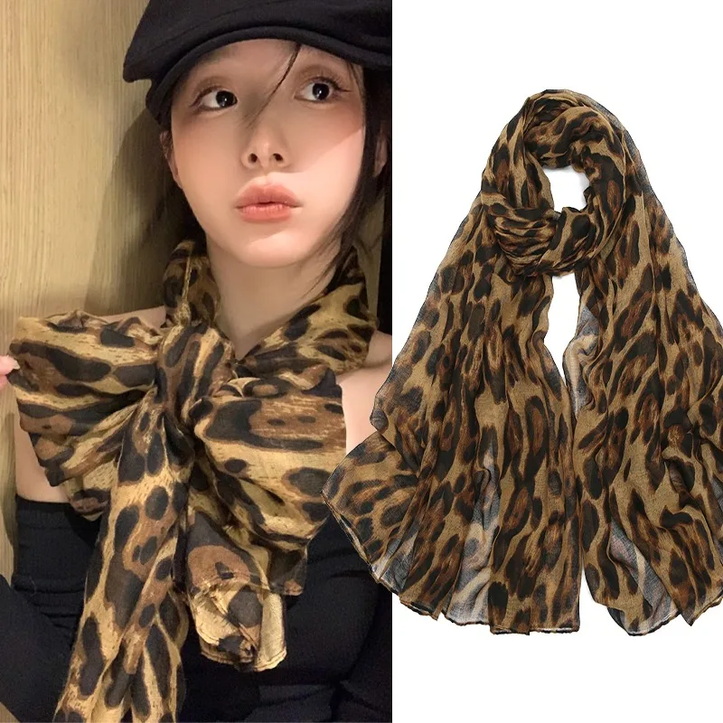 Syal motif macan tutul ukuran besar wanita syal sutra lembut cetak Vintage syal sifon Harajuku mode selendang tipis elegan wanita bungkus tipis