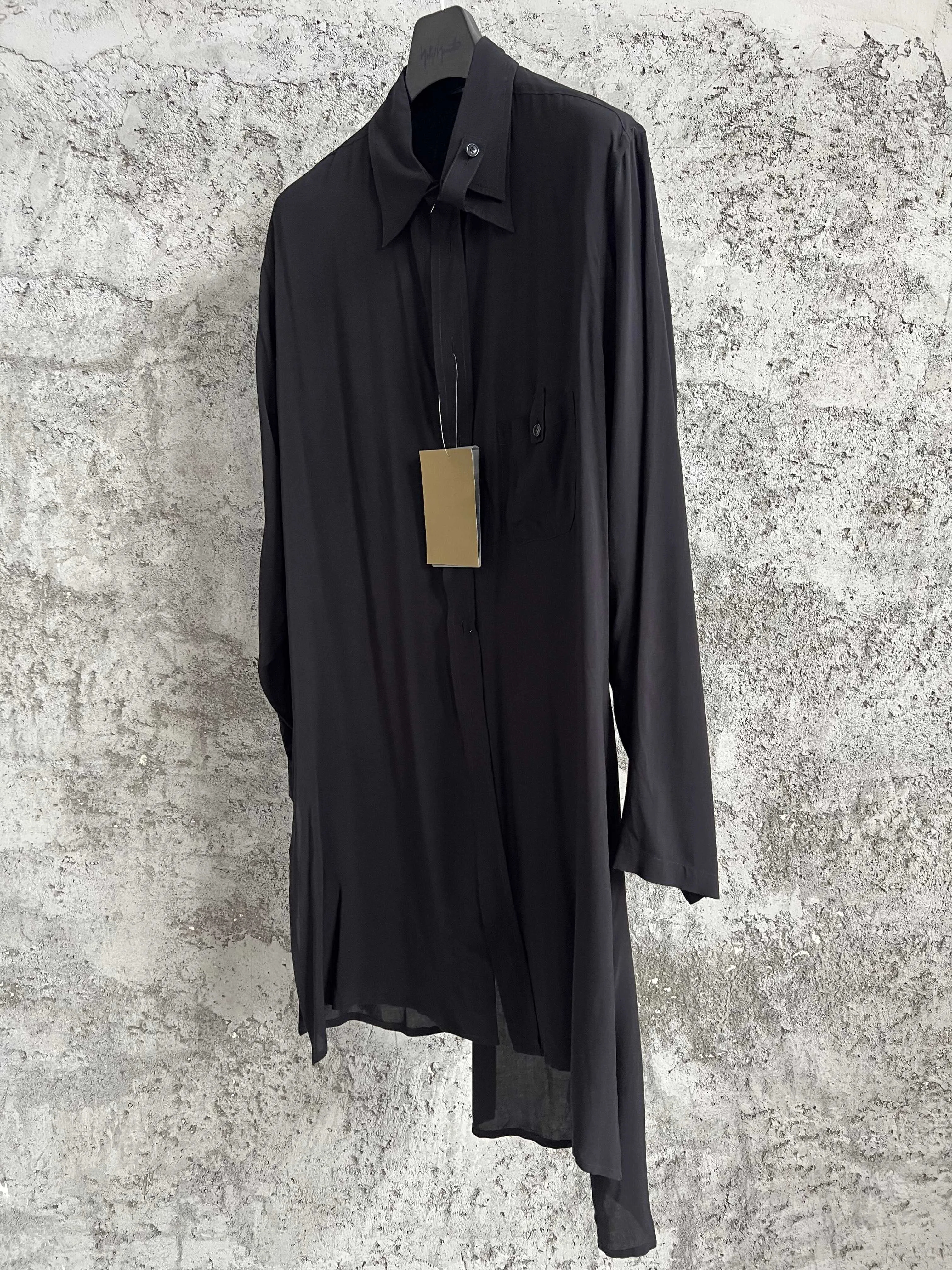 Original design pure cotton pleated side-split pointed-neck shirt, mid-length loose style long shirt