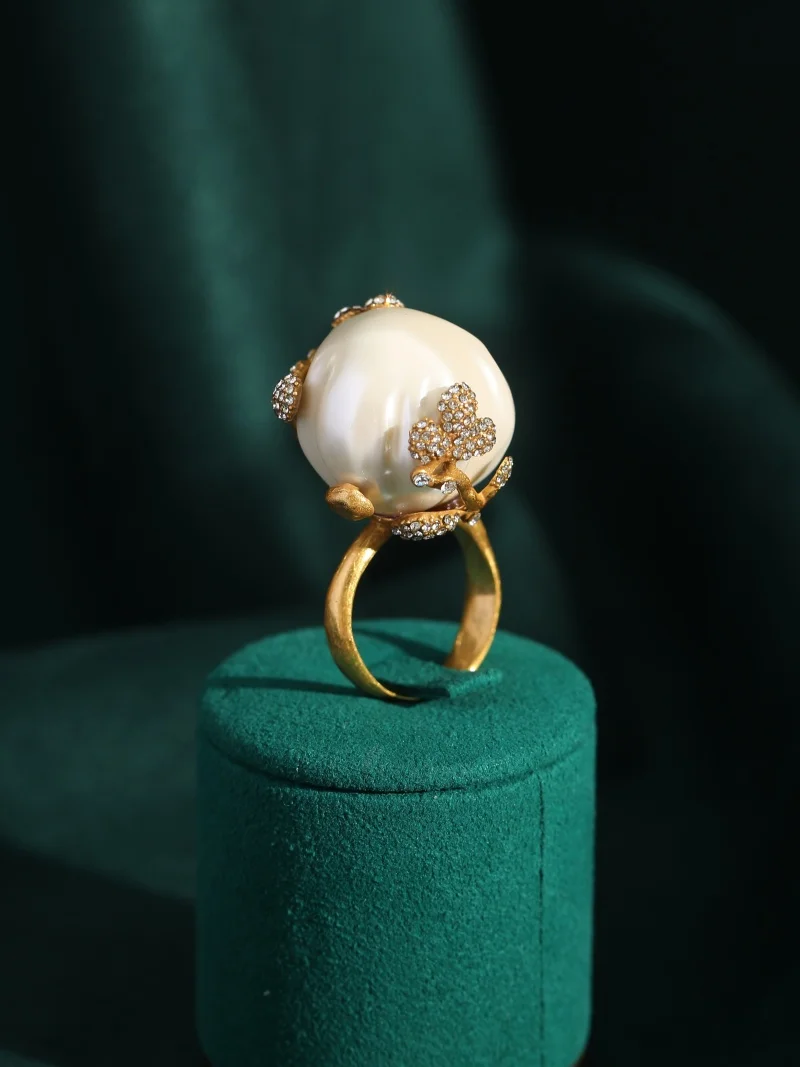Vintage Barocke Unregelmäßige Perlenringe für Damen, Goldfarben, Luxuriöse Hochzeitsaccessoires, Blatt-Strass, Hochwertig für Festliche Anlässe
