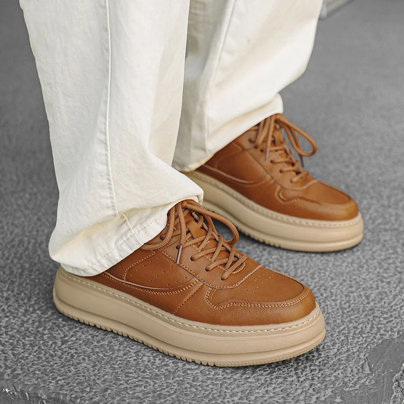 

Повседневная обувь на толстой подошве. Высокое качество. Модный мужской стиль. Обувь для спорта и отдыха на открытом воздухе. Новое молодежное качество.