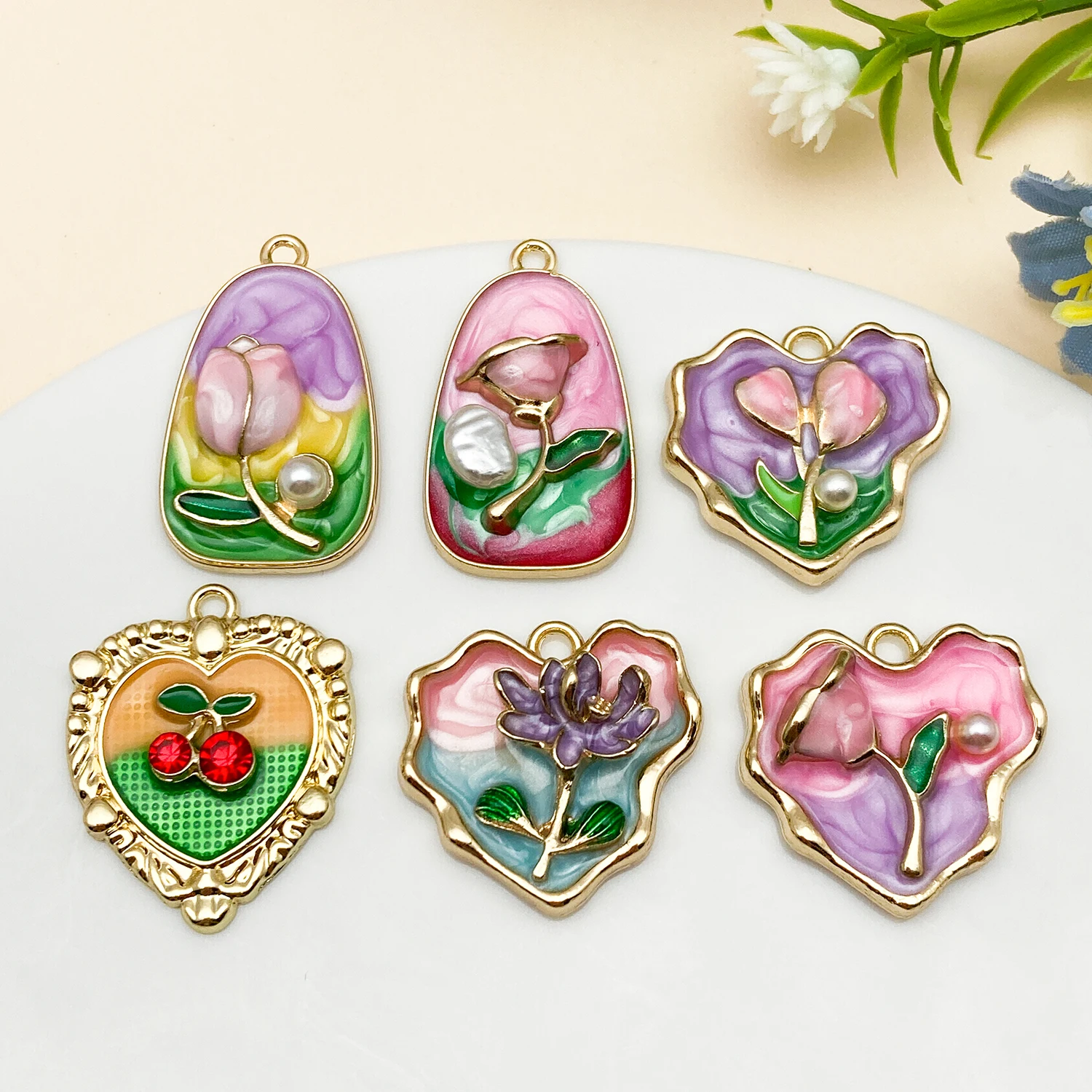 2/6pcs Alloy Pendants Multicolor Enamel Floral Gold Plated Edges With Pre Drilled Loops For DIY Keyring Assembly Necklace Making