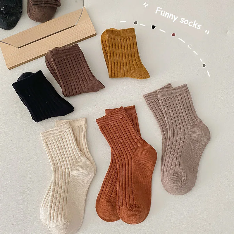Kinder Einfarbige Morandi Baumwollsocken Weiche Vertikal Gerippte Mittellange Socken Herbst Winter Jungen Mädchen Vielseitige Freizeitsocken
