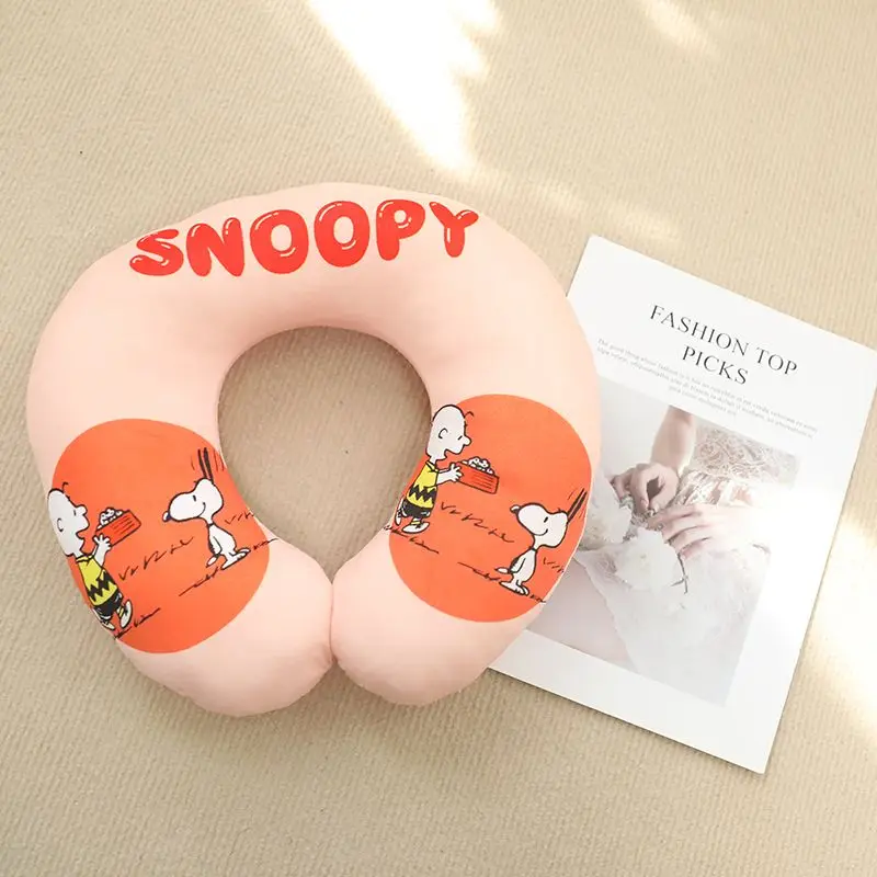 Neue snoopy Cartoon niedlichen Macaron Farbe U-förmigen Kissen Student Nickerchen Auto Nacken kissen Reise flugzeug tragbare Büro angestellte wesentlich