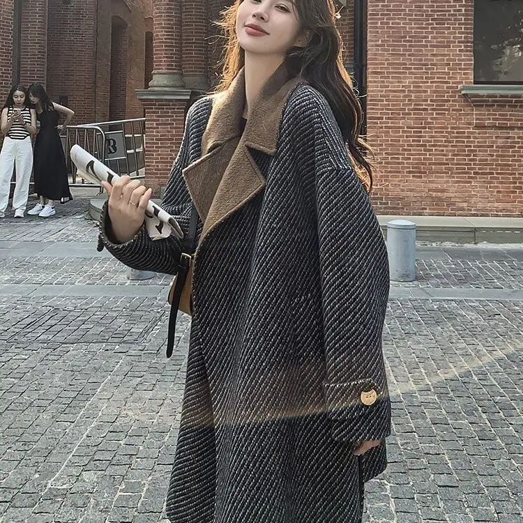 

Retro Striped Woolen Jacket Women'S 2023 Autumn/Winter New Korean High-Quality Medium Length Long Sleeved Woolen Coat