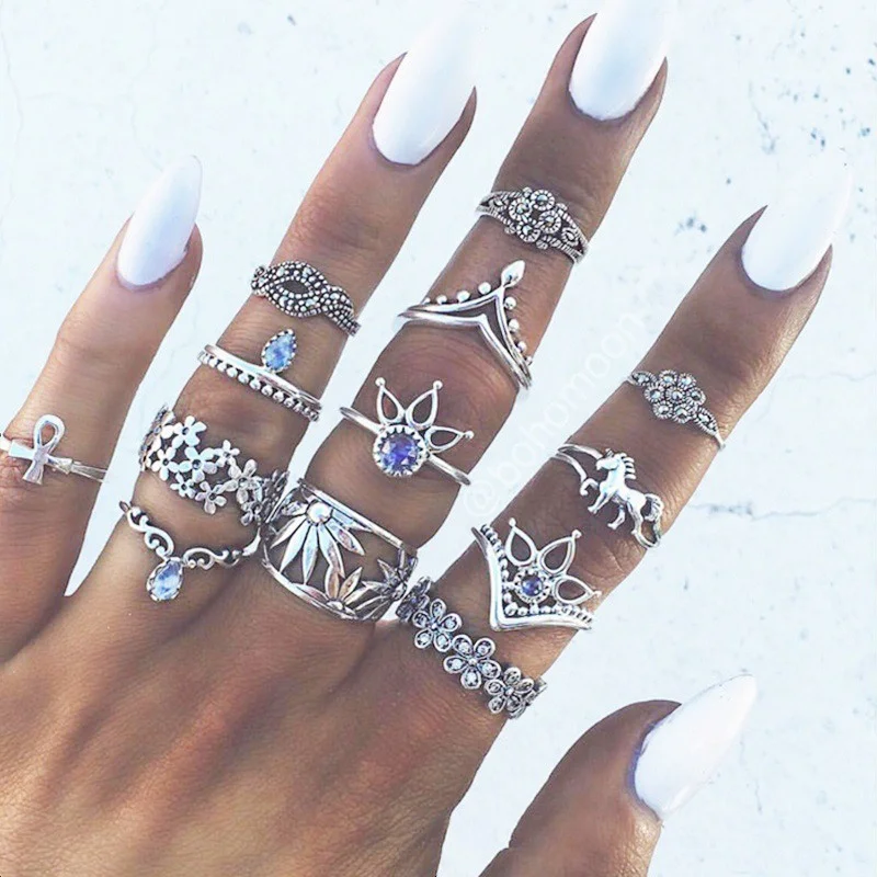 New Bohemian Hollow Carved Crystal Ring Set Flower Sunflower Moon Sun Vintage Water Drop Ring Fashion Jewelry for Women Gifts