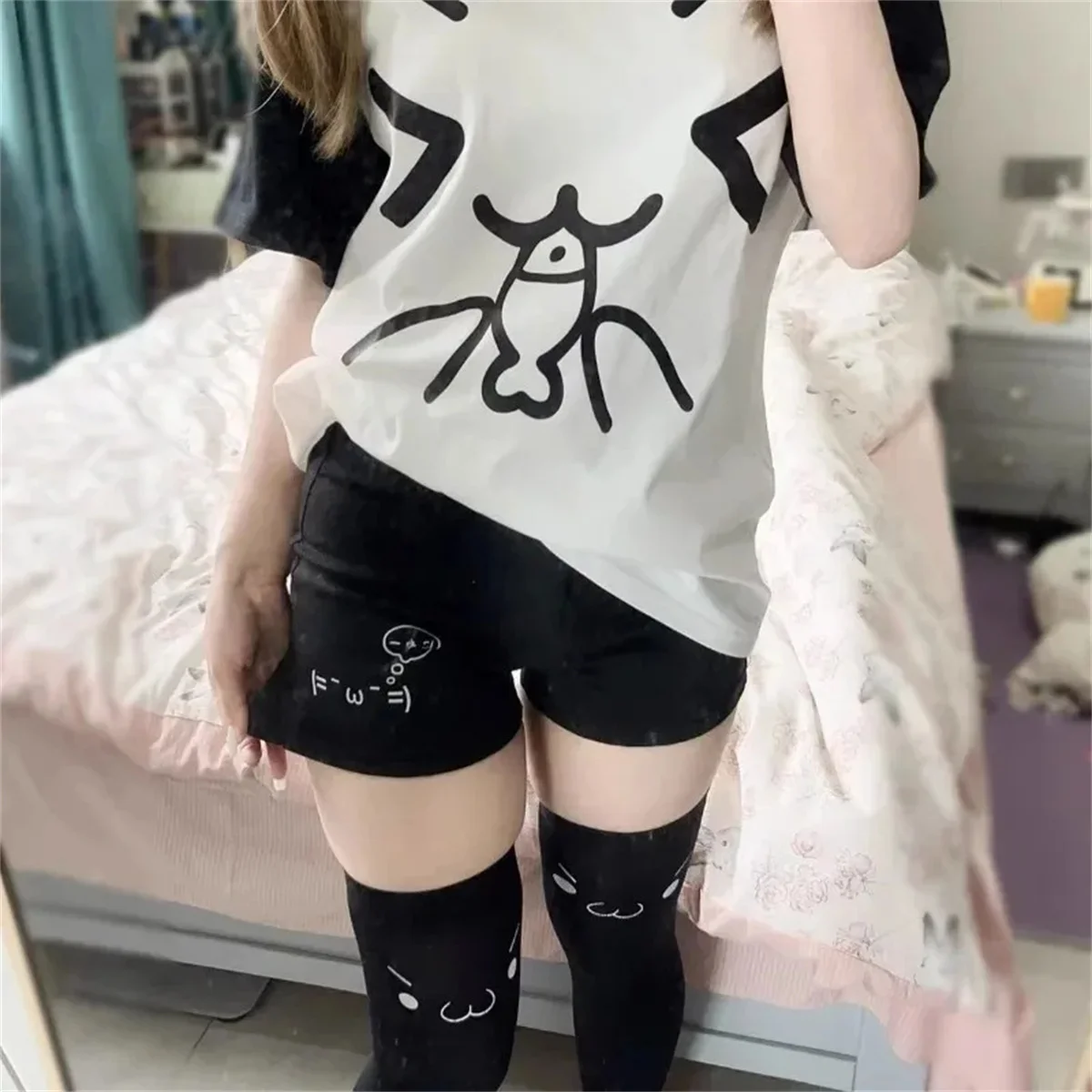 Sommer 2026 Koreanischer Stil Cartoon-Print Katze Hohe Taille Kurze Hosen Damen Lässige Hausjacke Hot Pants Süßer Würziger Stil