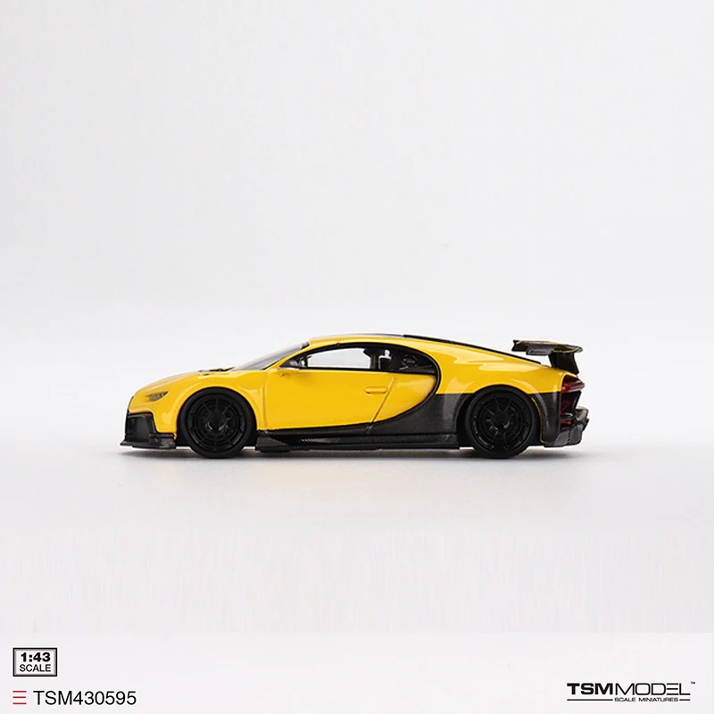 TSM 1:43 Model Car Buga Chiron Pur Sport Resin Sport Vehicle Collection -Yellow