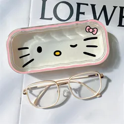 Hello Kitty Storage Box Kawaii Sanrio Etui na okulary Cartoon Cat Heart Etui ochronne na okulary przeciwsłoneczne Prezenty Sanrio dla dziewczynek