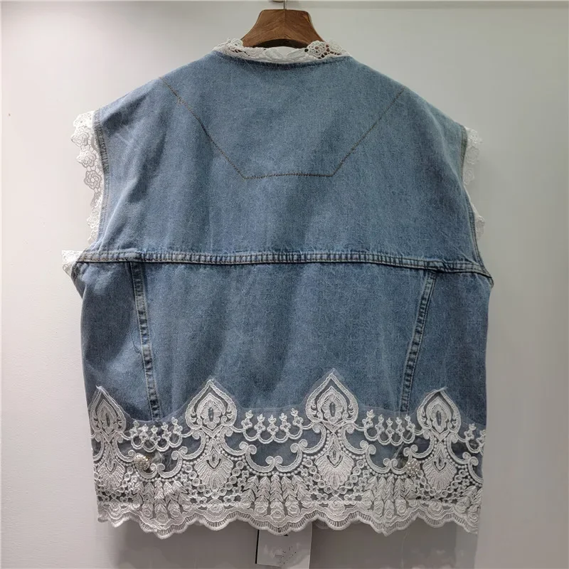 春夏の女性のレースのパッチワークブルーショートデニムベストラウンドネックシングルブレスト女性ノースリーブカウボーイチョッキジャケット