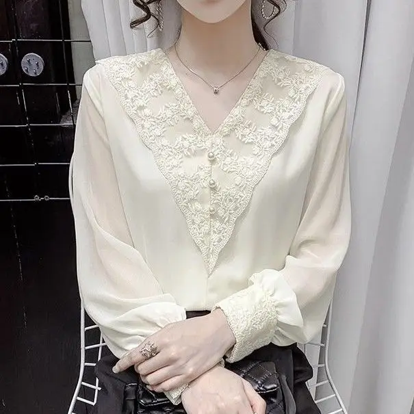 Spring Autumn New Fairy V-neck Lace Top Unique Small Shirt Design Sense Shirt Long Sleeve Western Style Chiffon Shirt for Women