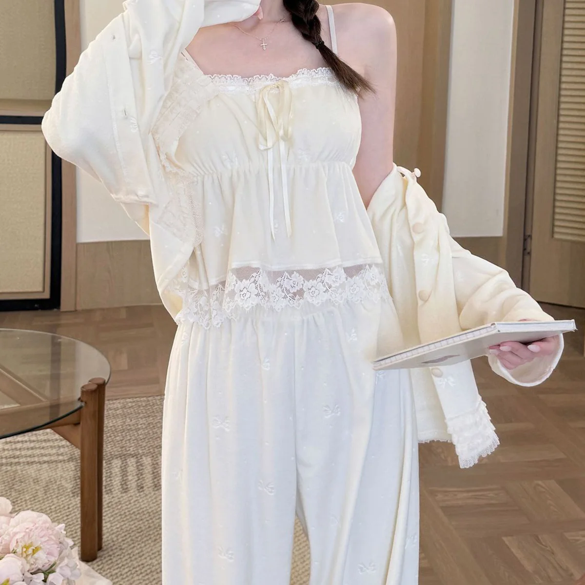 Winter Island Velvet Pajamas for Girls Double-sided Velvet Long-sleeve Shirt and Pants Sweet Three-piece Set Home Wear