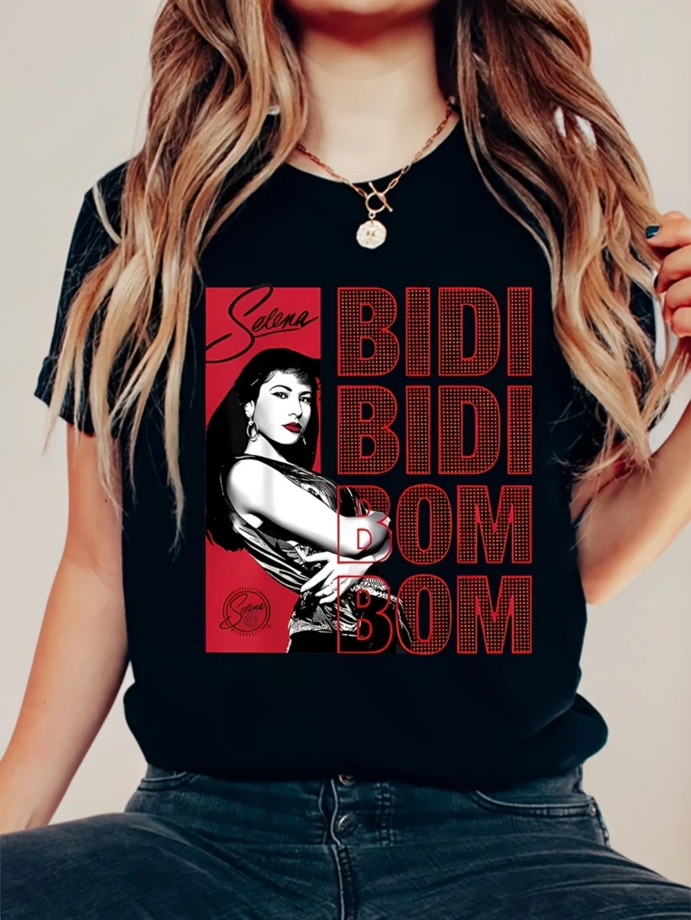 Camiseta de talla grande con estampado gráfico de Selena Quintanilla "Bidi Bidi Bom Bom", ropa informal de manga corta para mujer, ropa de primavera/verano, top y2k