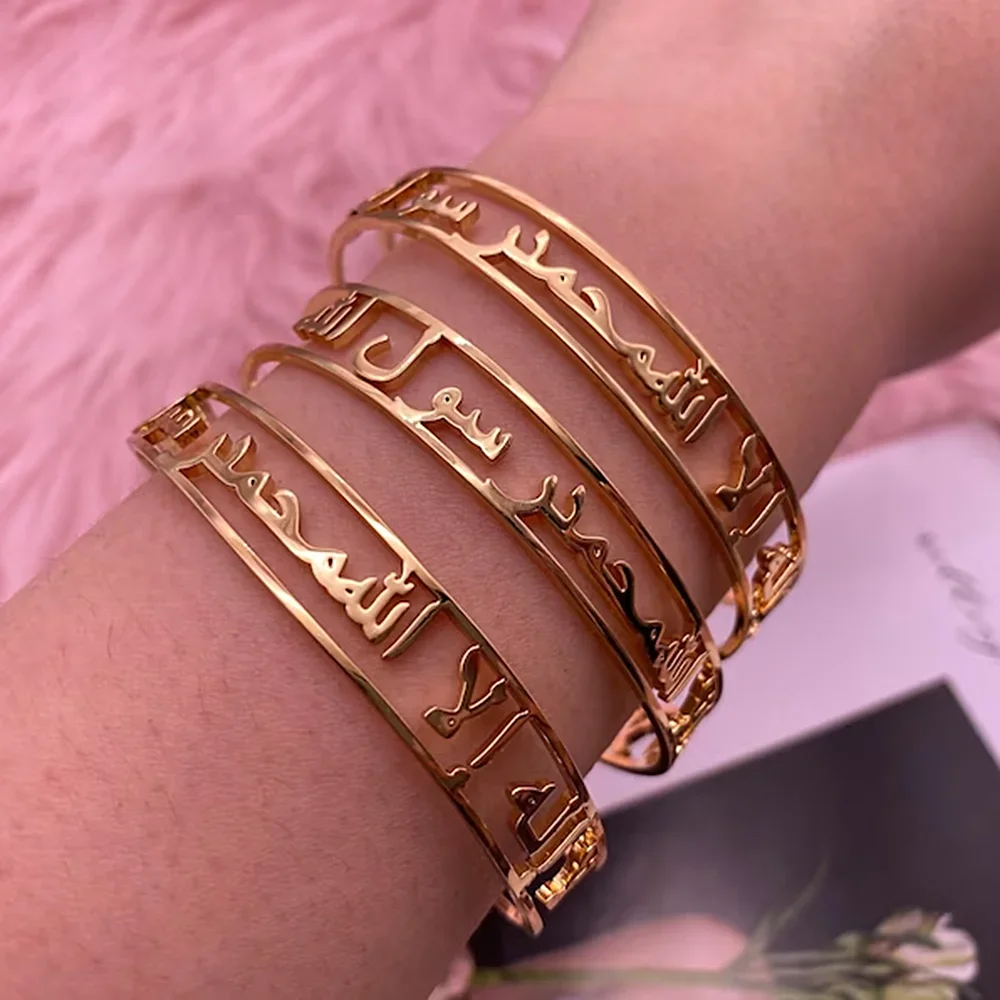 

Custom Arabic Name Bangle Bracelets for Women Stainless Steel Gold Plated Personalized Letter Bracelet Jewelry Gift Bijoux