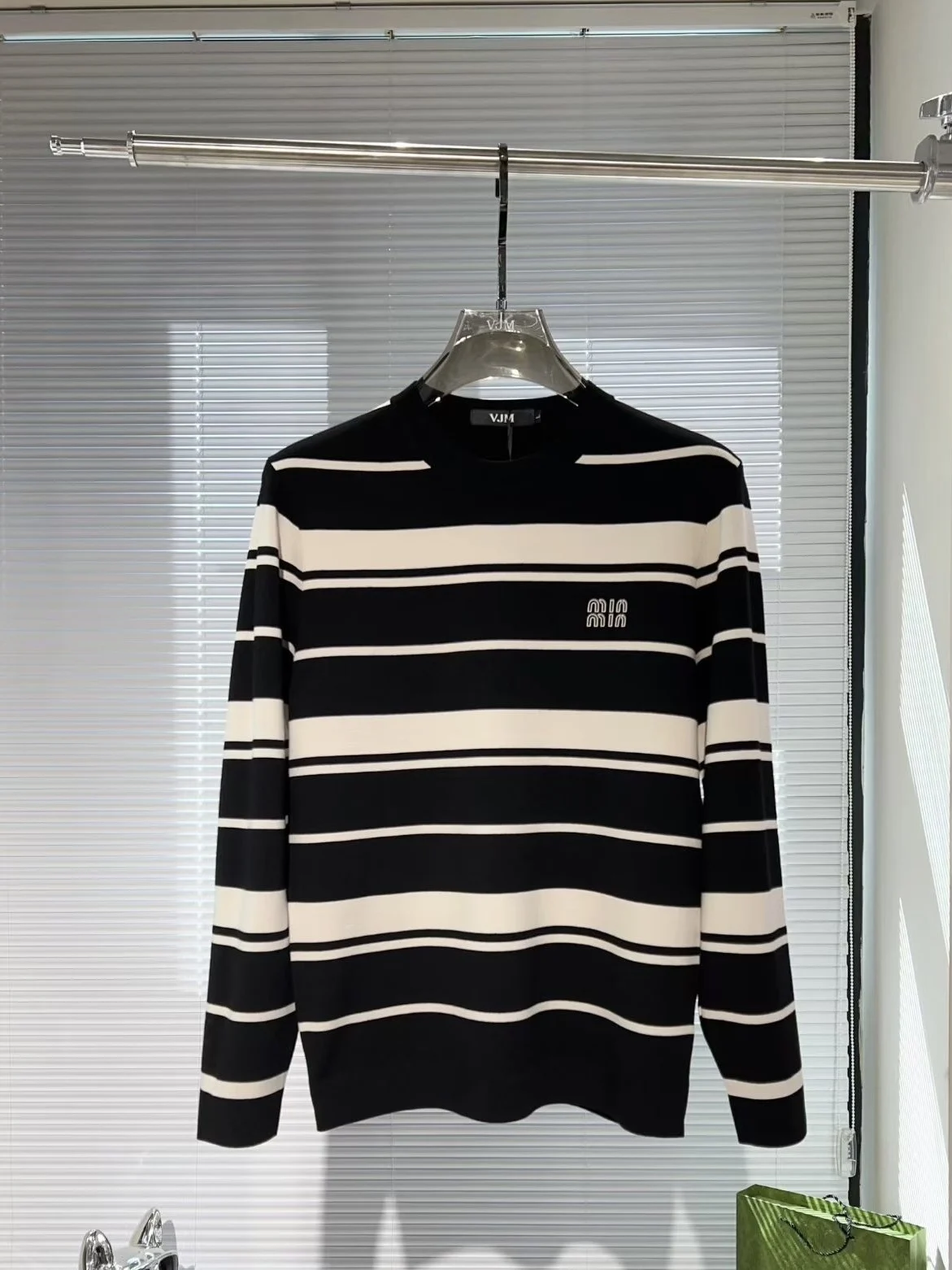 

Мужской длинный вязаный свитер, модный полосатый, из смесовой шерсти, базовый слой, повседневный, свободный крой, круглый вырез, удобный, осенний...