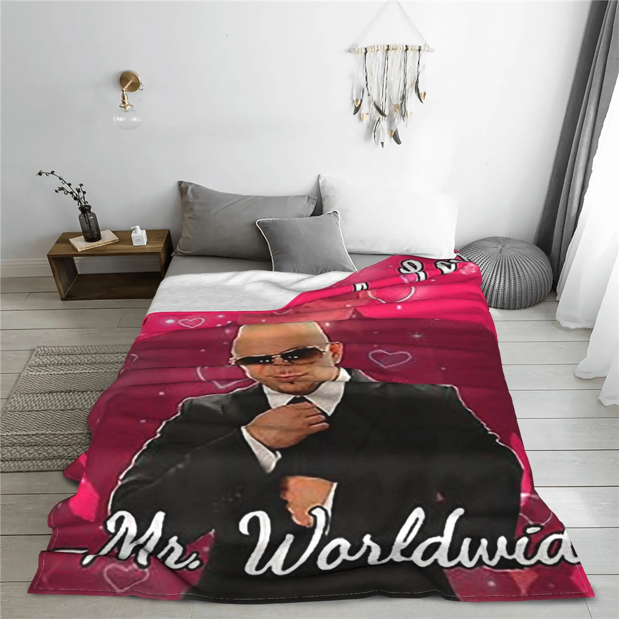 Mr Worldwide Pitbull Valentin Blankets Multi-function Fleece Sofa Throw Blanket for Home Bedroom Travel Throws Bedspread Quilt