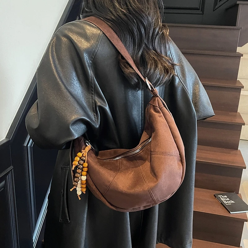 

Hot Sale Solid Versatile Casual Sweet Shoulder Bags 2026 High Quality Suede Leopard Ladies Bag Large Capacity Commuting Handbags