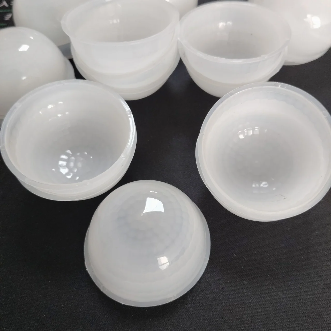 47*24mm Hat Shape PIR Fresnel Lens 12m Sensing Distance High Sensitivity HDPE Infrared Induction Human Motion Sensor Lens