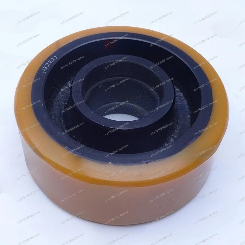 Electric forklift rubber wheels load-bearing axle pallet handling balance auxiliary wheel accessories Daquan