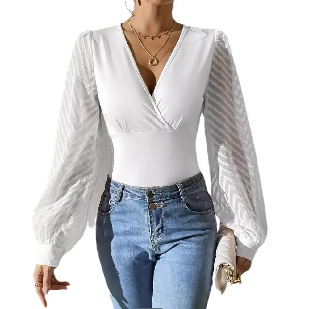 Frauen einfarbig V-Ausschnitt Top Slim Fit Bluse elegante V-Ausschnitt Laterne Ärmel Damen Top schiere Langarm T-Shirt schlank zum Tragen