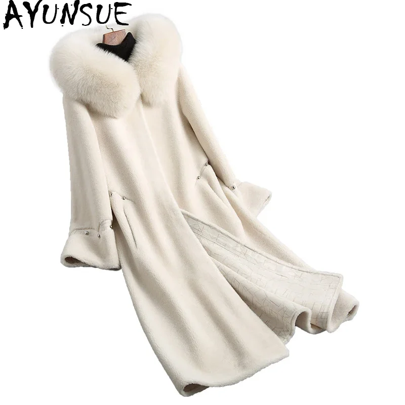 AYUNSUE Women's Fur Coat Real 울 Women 양 시어링 Fur Coat Warm 겨울 Jacket Natural Fox Fur 후드 KQN18113-1