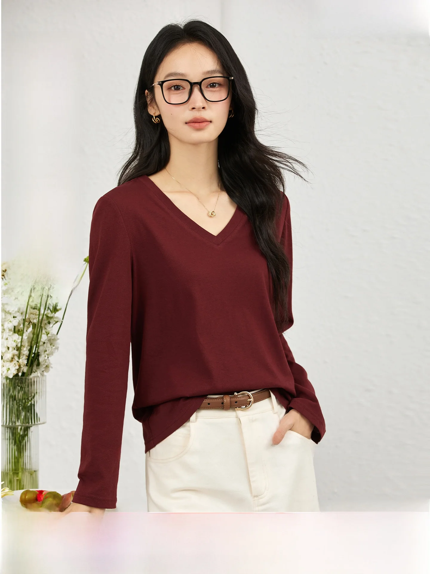 

Red Cotton Linen Blend Long Sleeve T-Shirt Women's Basic Fashion V-Neck Shoulder Top Spring 2026 Casual Style Pure Color