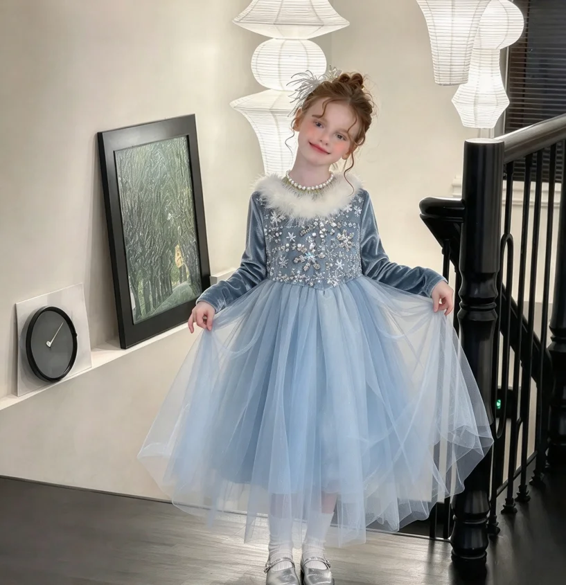 Girls' Autumn Winter Princess Skirt Children's Mesh Dress Velvet Dress with Cloak 2026 New