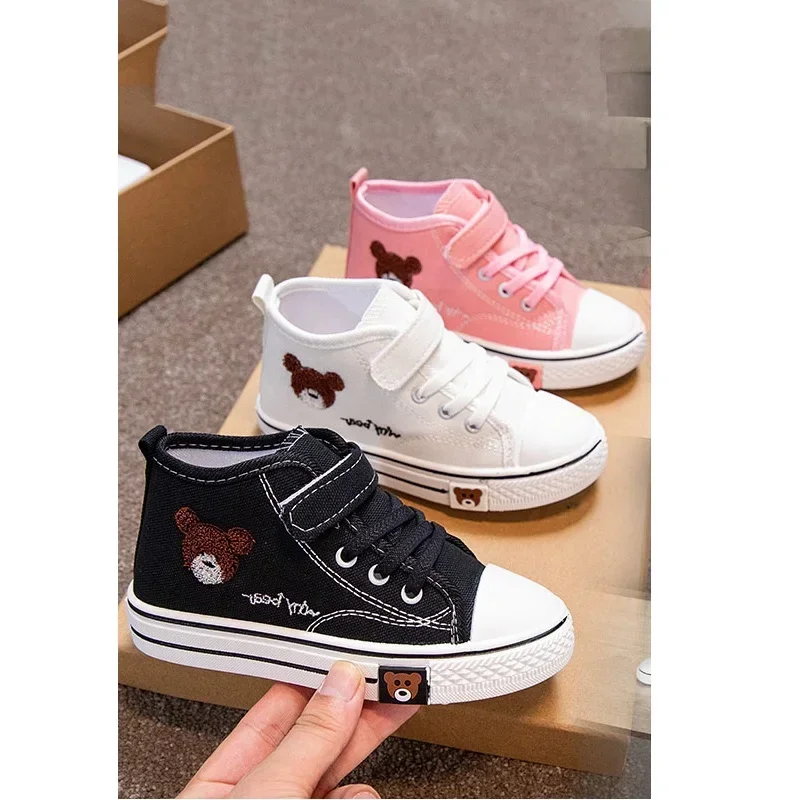 Four Seasons Children\'s New Fashion Canvas Shoes Boys Bear Print Casual Shoes Girls Lace-up Soft Bottom Flat Shoes Kids Sneakers