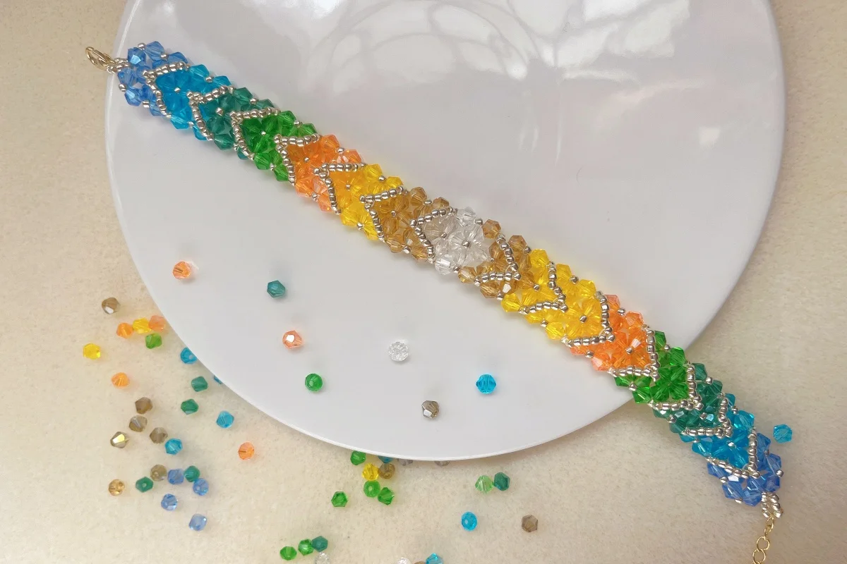 

Браслет из бисера Кристалл Геометрия Стрела Богемия Регулируемый Ручное плетение Градиент цвета Женский тренд Простой браслет из рисовых бусин