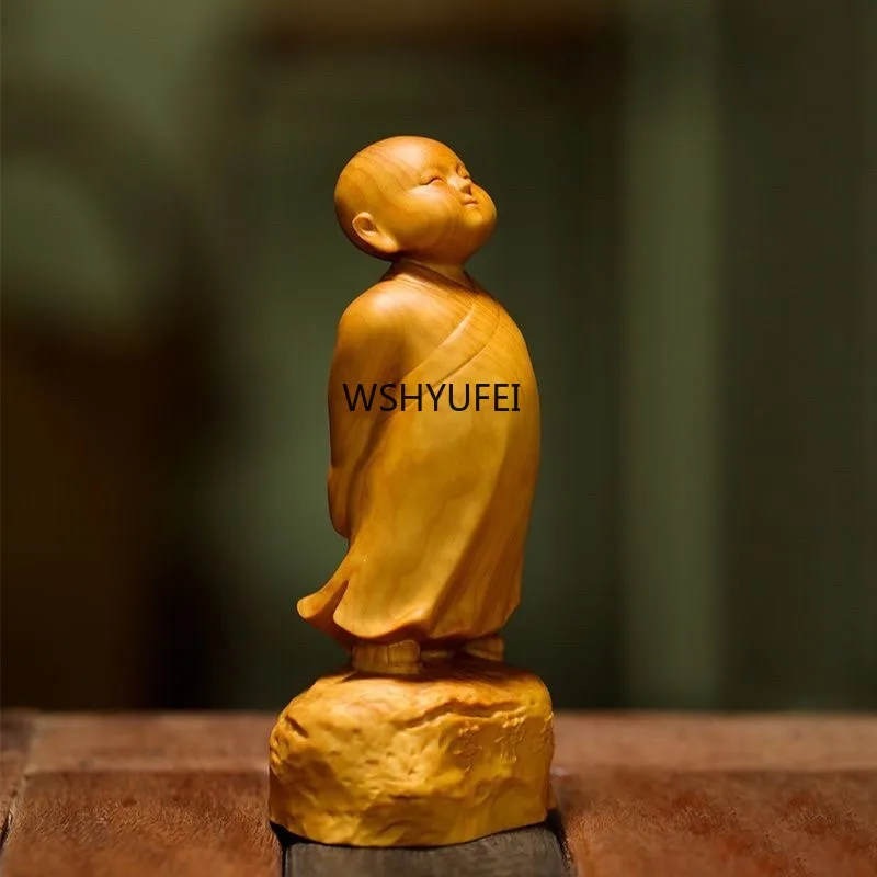 1pcs Cliff cypress wood carving Zen Master Solid wood Buddha statue Tea Pet Handheld components Car ornaments home decoration