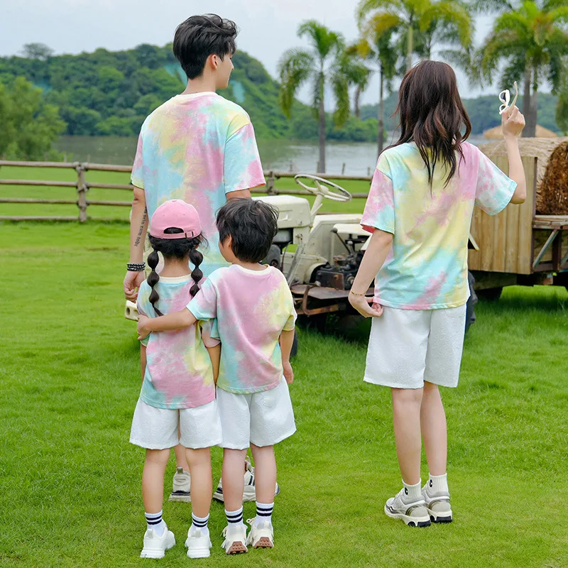 Summer Family Matching Clothing Father Mother and Children Same T Shirts Dad Mom Daughter Son Tees Korean Parent-child Outfits