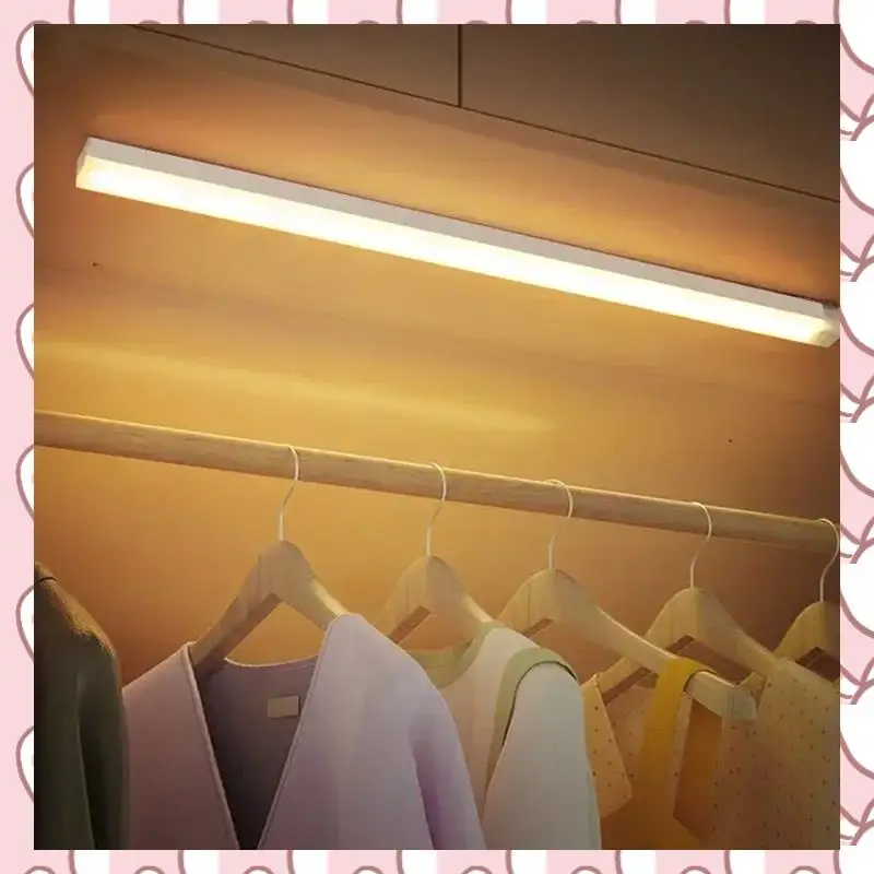 

HHTL LED Strip Light Rechargeable Motion Sensor Night Light Portable Sensor Cabinet Light Kitchen Stair Lighting