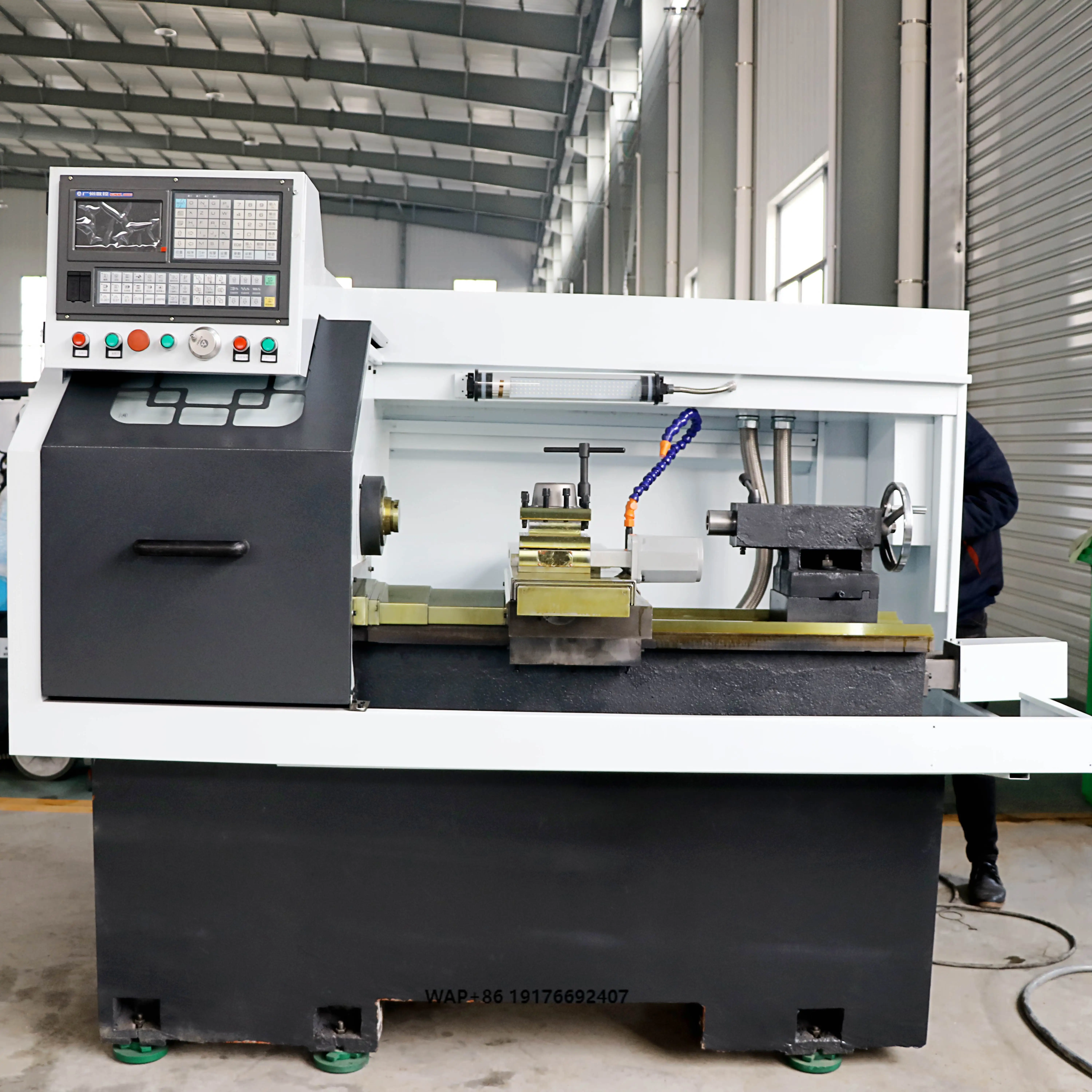 Hot Selling High-precision Multifunctional Competitive Price CNC Lathe Machine Parts CK6132 CNC Lathe