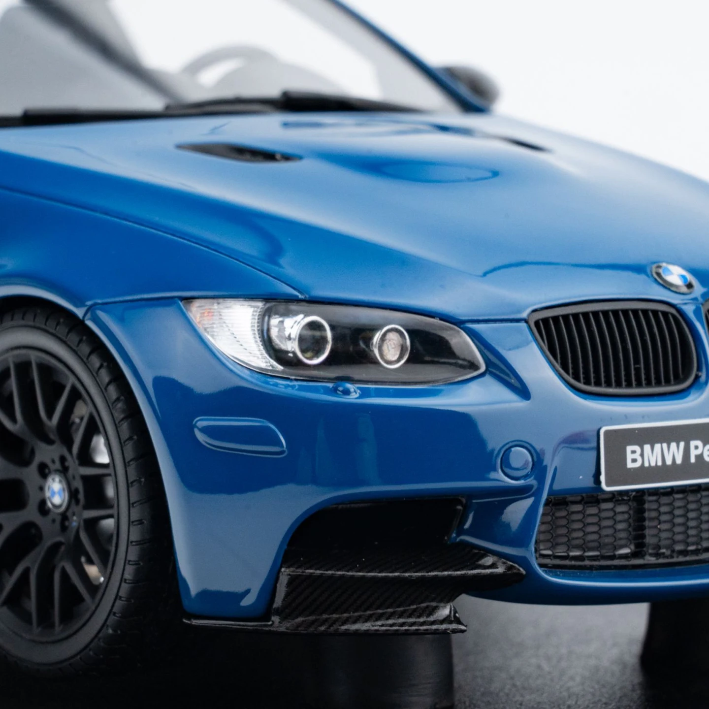 Gt Spirit 1:18 Bmw M3 E92 Blue 2007 Scale Cars Resin Diecast Car