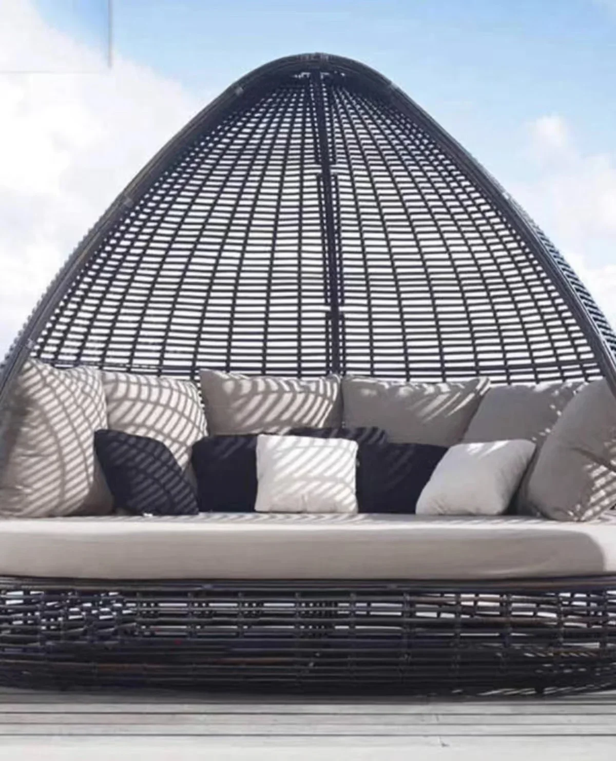 

Hotel Villa Outdoor Day Bed Garden Rope Outdoor Sun Bed Beach Chairs Sun Beds