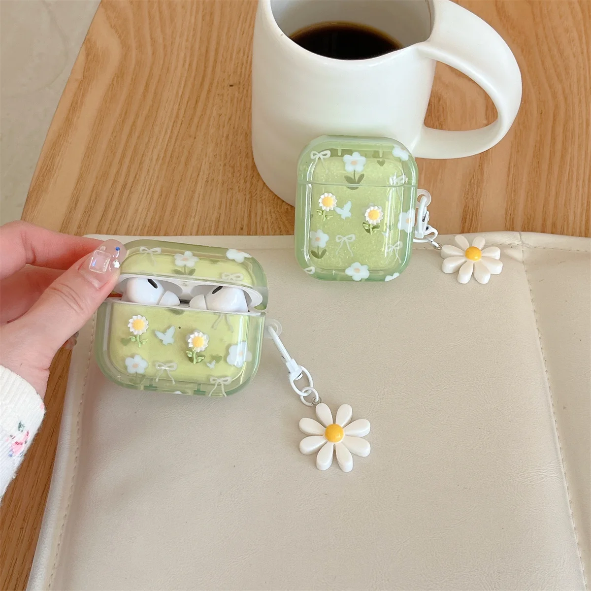 حافظة سماعات أذن لأجهزة AirPods 4st/3rd/2nd/1st مع سلسلة مفاتيح، غطاء سماعة رأس بتصميم عباد الشمس اللطيف لأجهزة AirPods Pro/Pro 2