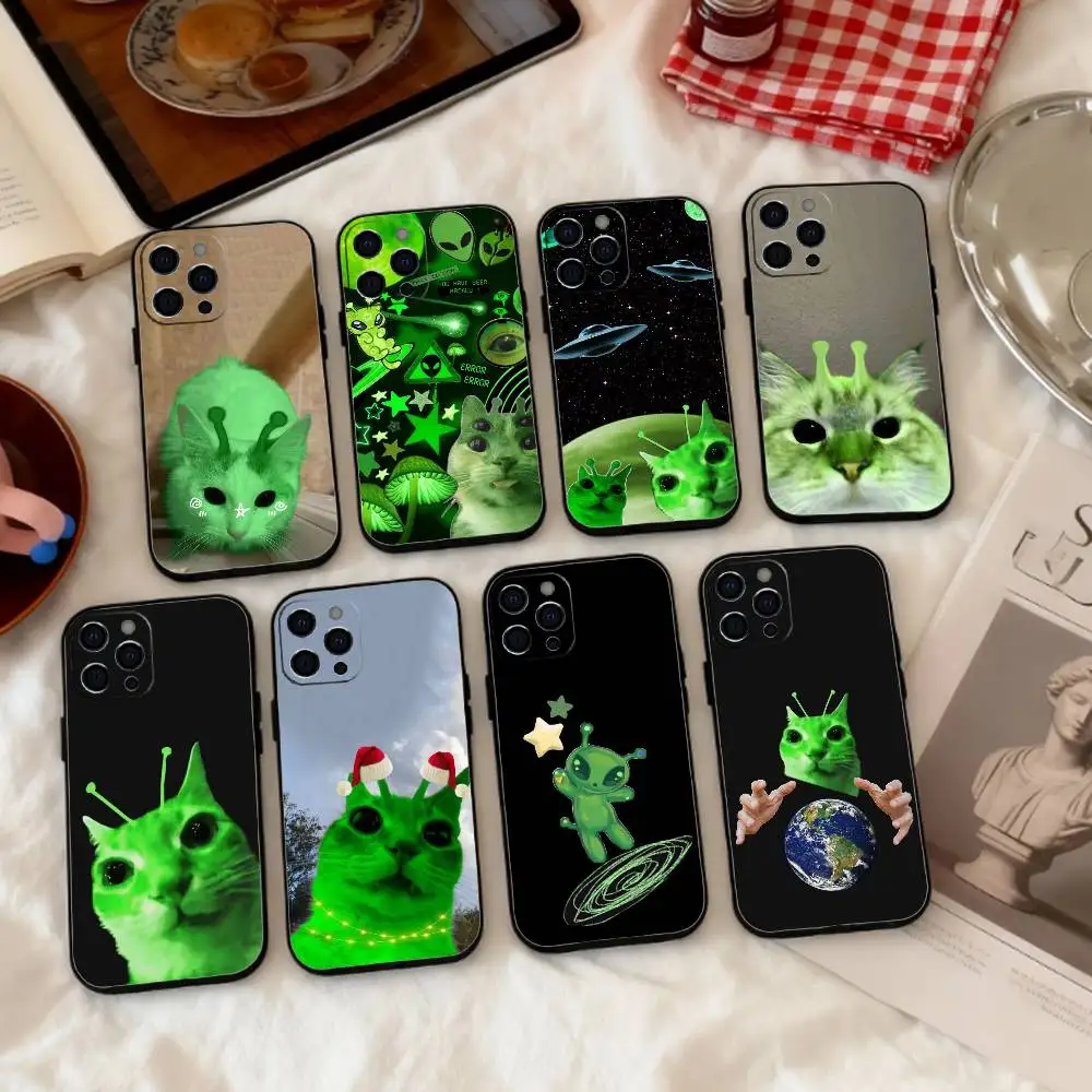 

green alien cat cute Phone Case Silicone Soft For IPhone 17 16 15 14 13 12 11 X XR Plus Pro Max Plus