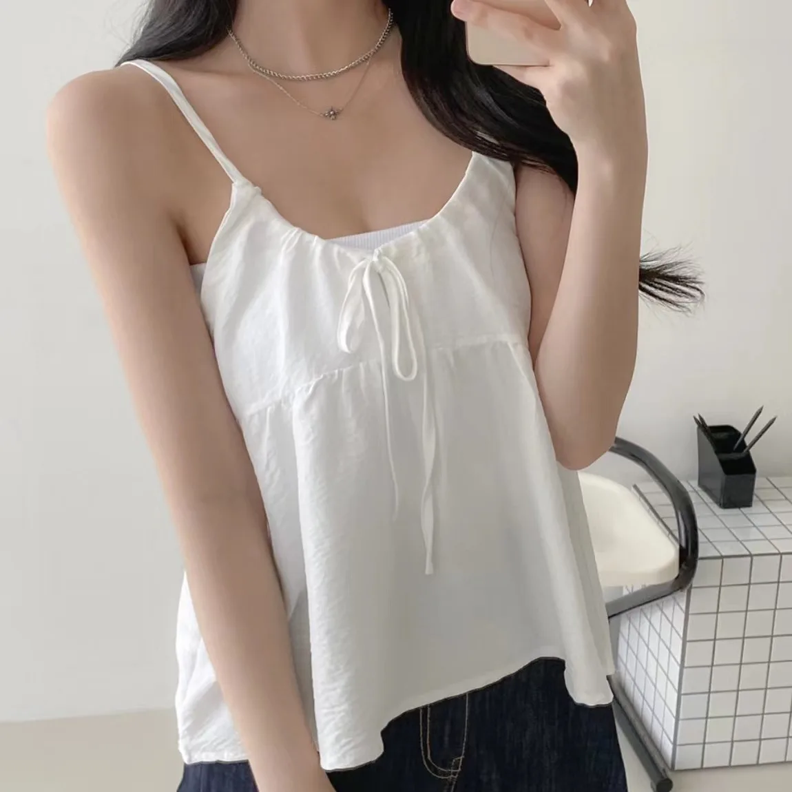 Summer New Sle Women's Strap Vest Loose V-ne  Knot Tie Top Korean Design Faionable Age-reducing Outerwear