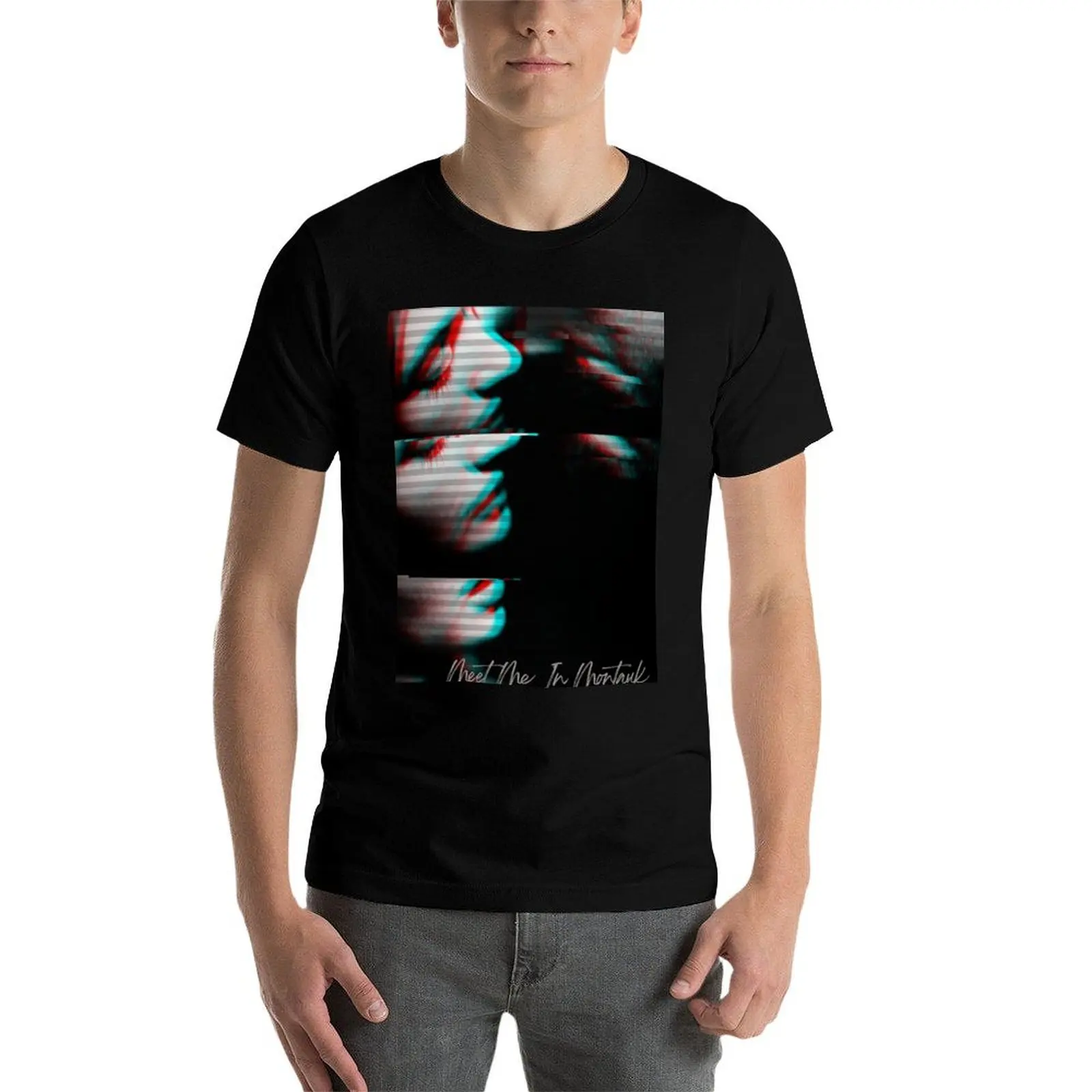 

Poster of the movie Eternal Sunshine of the Spotless Mind with glitch effect. T-Shirt cotton tshirt 100% T-Shirt