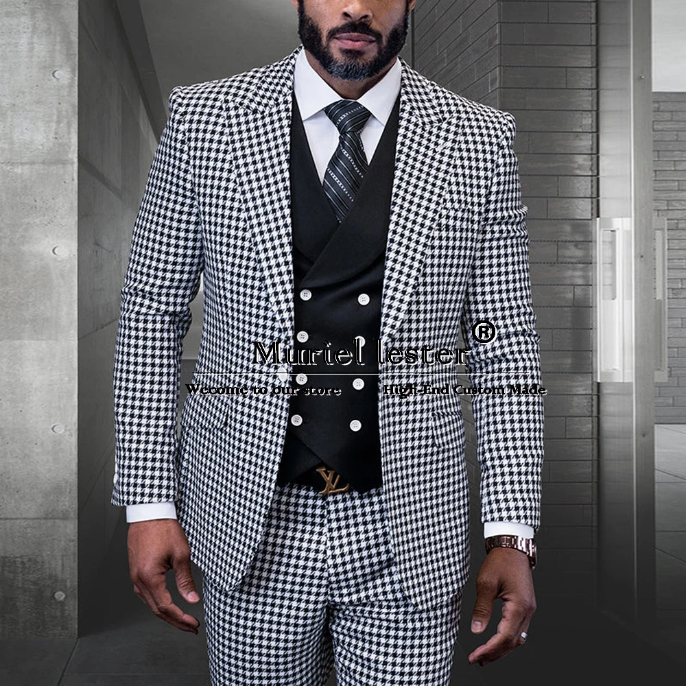 

White Black Plaid Check Business Suits Men Single Breasted Jacket Vest Pants 3 Pieces Groom Tuxedos Banquet Dinner Prom Blazers