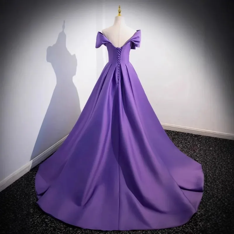 Fioletowa Sukienka Wieczorowa, Damska Elegancja, Wysoka Jakość, Niszowa Sukienka, Sukienka na Jedno Ramię, Sukienka dla Przedstawicielki, Egzamin z Muzyki Wokalnej, Suknia Ślubna