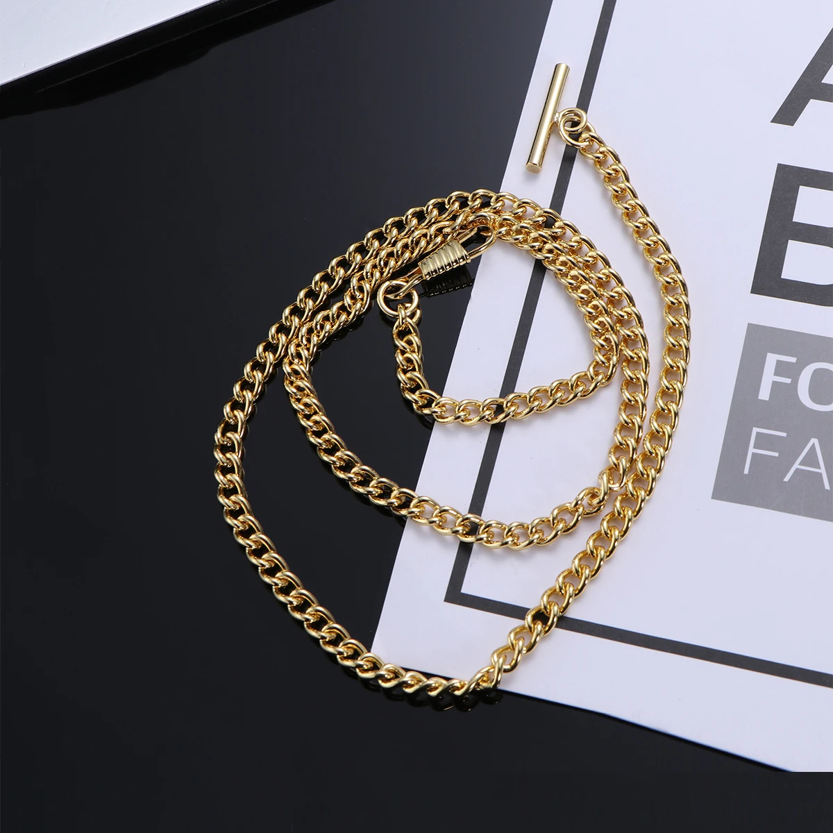 

Classic Metal Plated Pocket Watch Chain Jean Belt Chain Watch Holder Decoration (Golden Total Length 65cm)
