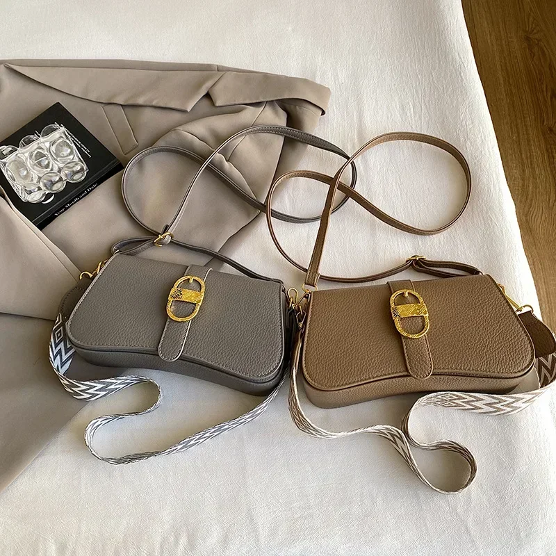 

2025 Women's Vegan Leather Square Bag Vintage Quilting Adjustable Crossbody Luxury Day-to-Night