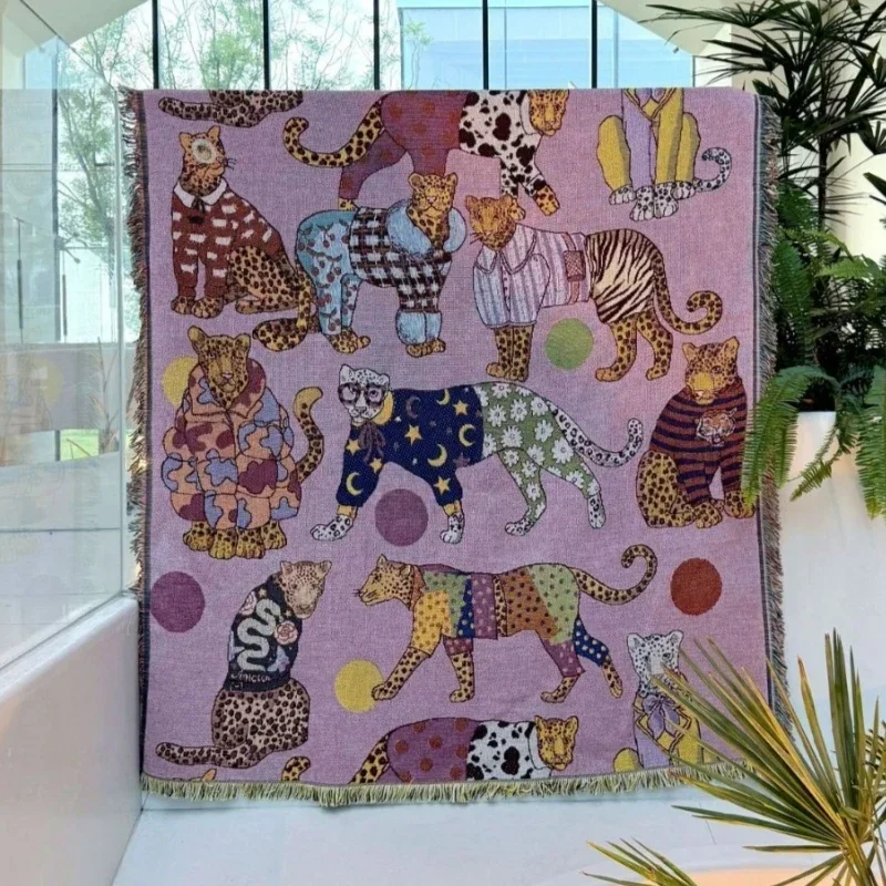

Elegant Leopard Blanket for Beds Cute Animal Picnic Blankets Outdoor Camping Mat Vintage Nordic Style Puppy Tapestry Decoration