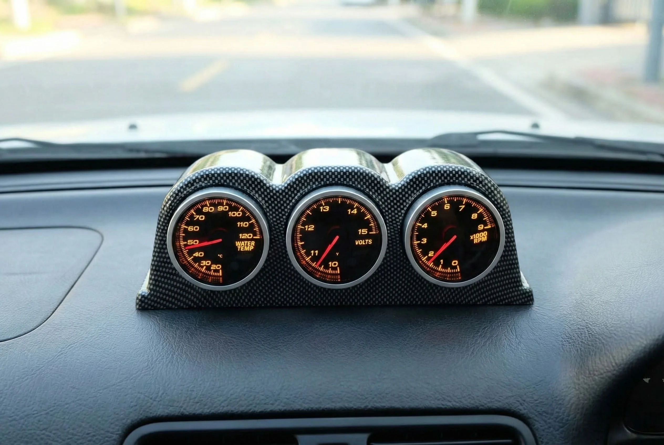 

Car Gauge Combination 3-in-1 Water Temperature Volt RPM Gauge Universal Combo Gauge for Car Modification