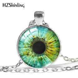2023 New Fashion Pendant Glass Cabochon Green Nebula Eye Necklace Cat Eyes Jewelry Man Fashion Bronze Pendant Necklaces