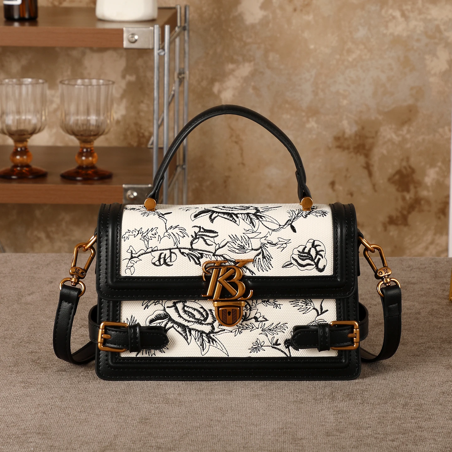 

Women's Handbag 2026 Seasonal New Fashion Embroidered Crossbody Bag, Single Shoulder Bag, Designer High-End Style – A Perfect Ac